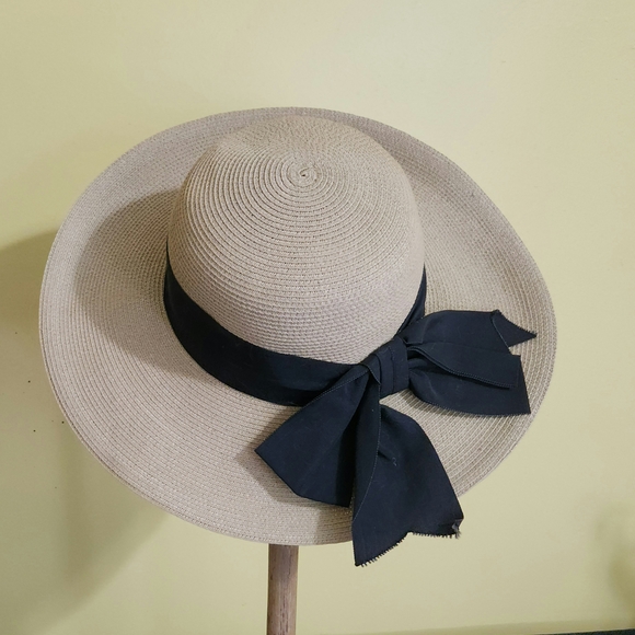 Toucan Collection NY Sun Hat - Picture 1 of 1